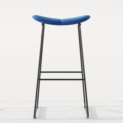 Common Beverage Shop Music Wooden Bar Stool